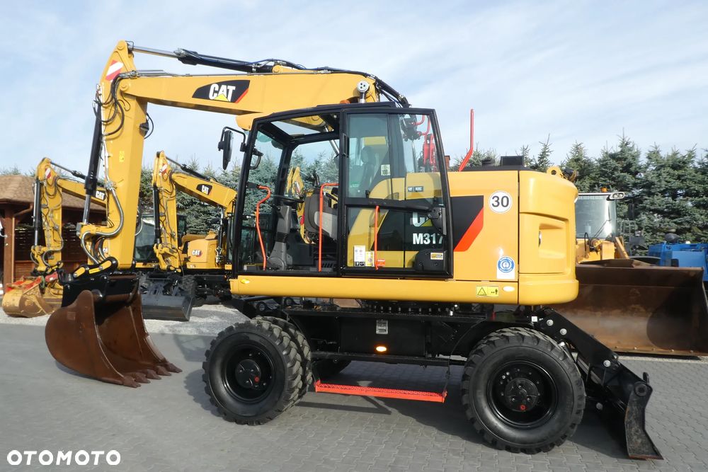 Caterpillar M 317F Z NIEMIEC - 32