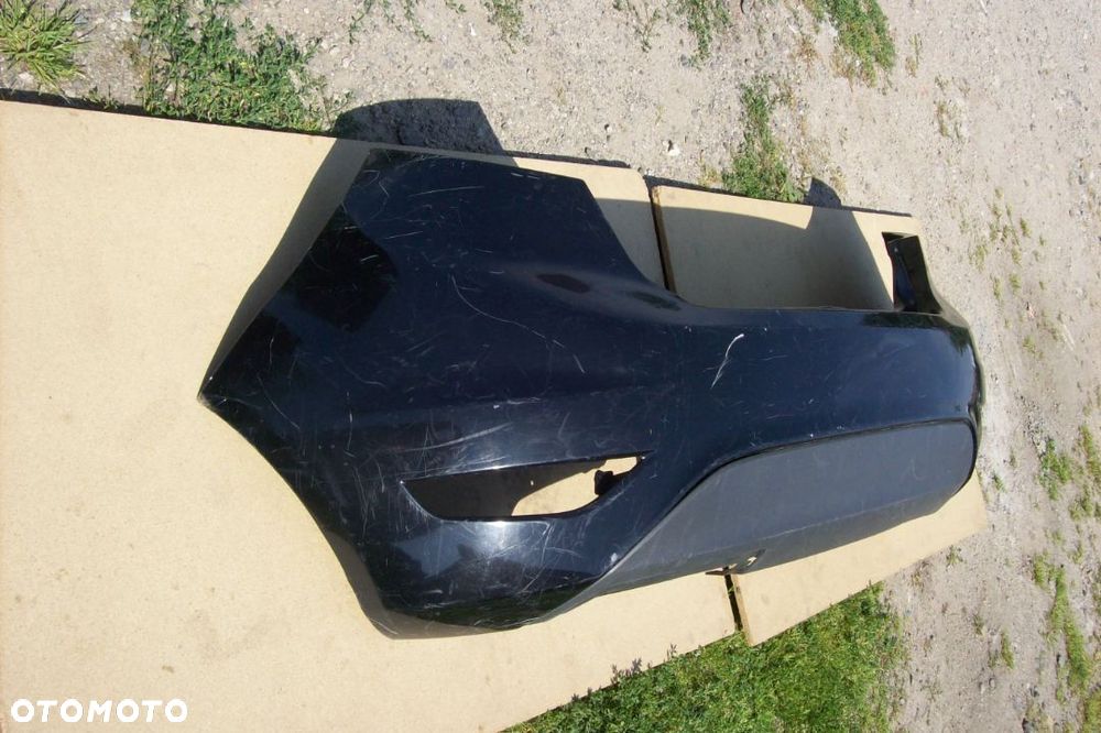 zderzak tylny ford fiesta mk 7 - 2