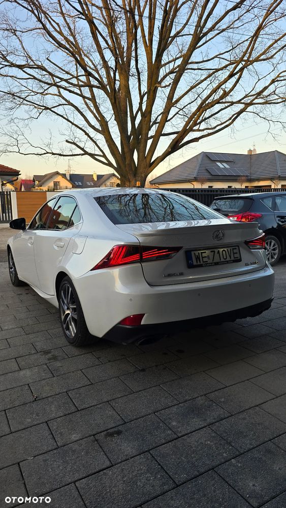 Lexus IS 200t / 300 Elegance - 4