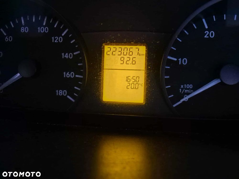 Mercedes-Benz Sprinter 906 - 9
