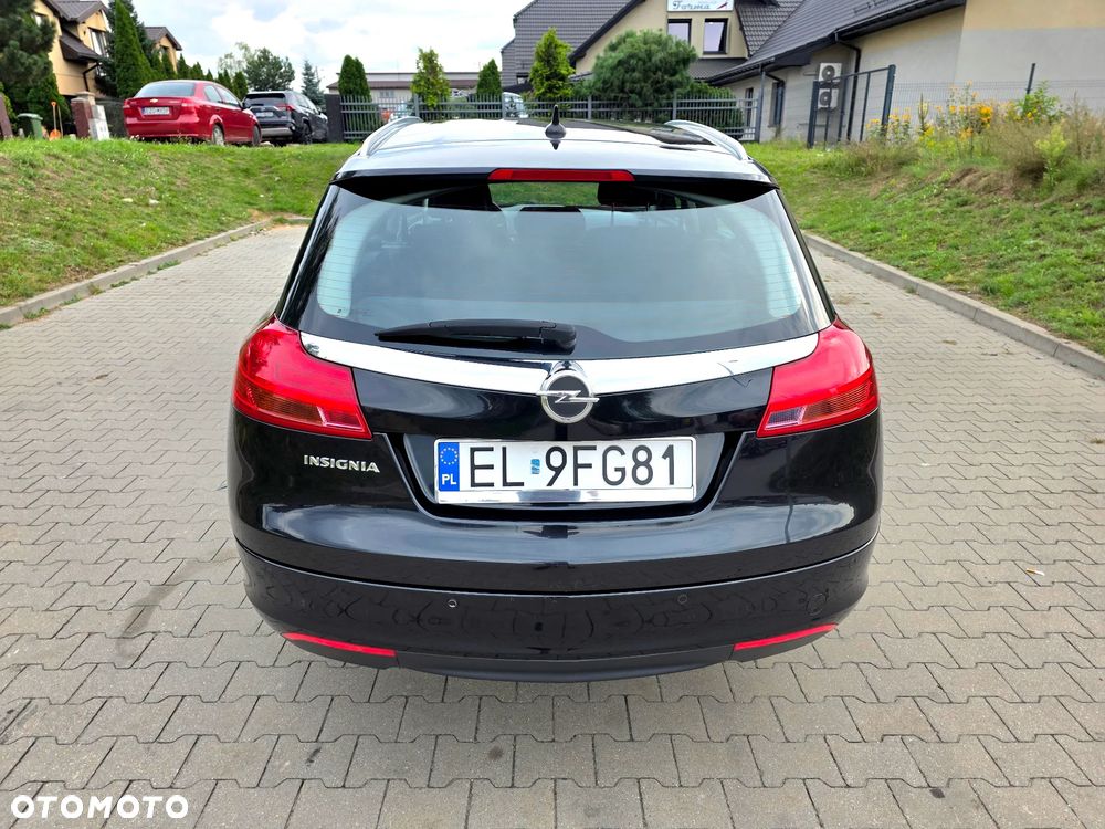 Opel Insignia - 12