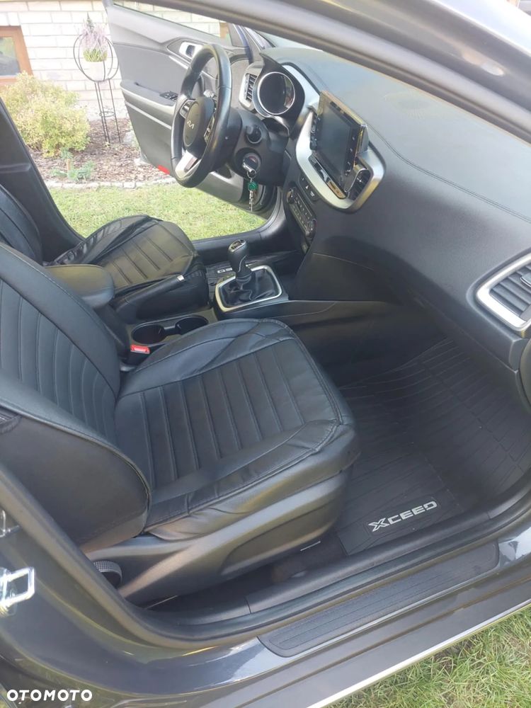 Kia XCeed 1.5 T-GDI M - 6