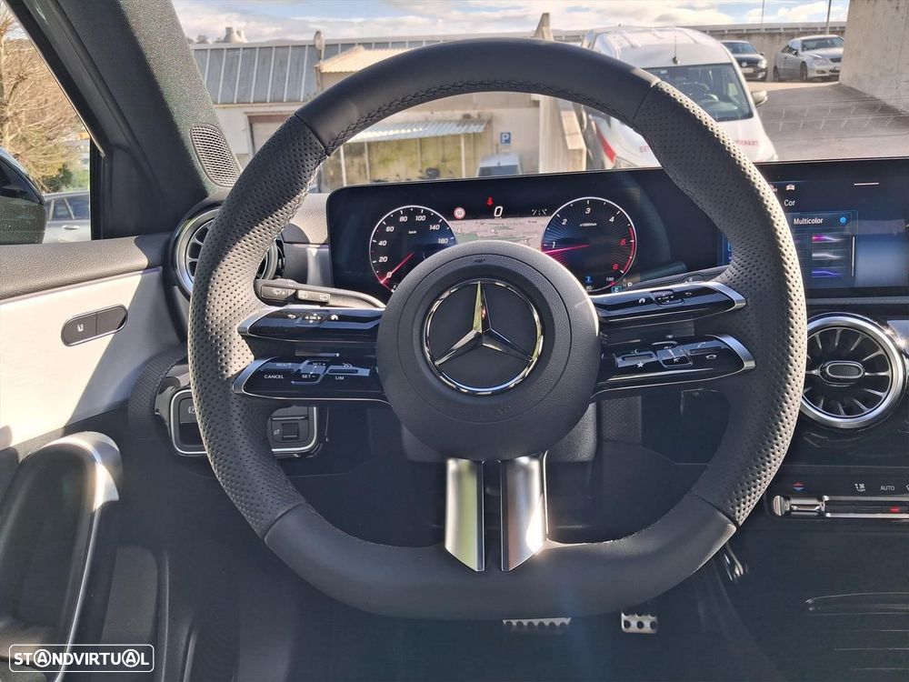 Mercedes-Benz A 180 - 44