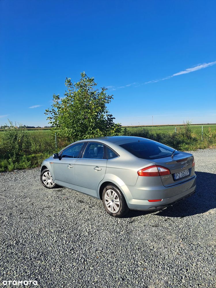 Ford Mondeo 2.0 TDCi Titanium - 19