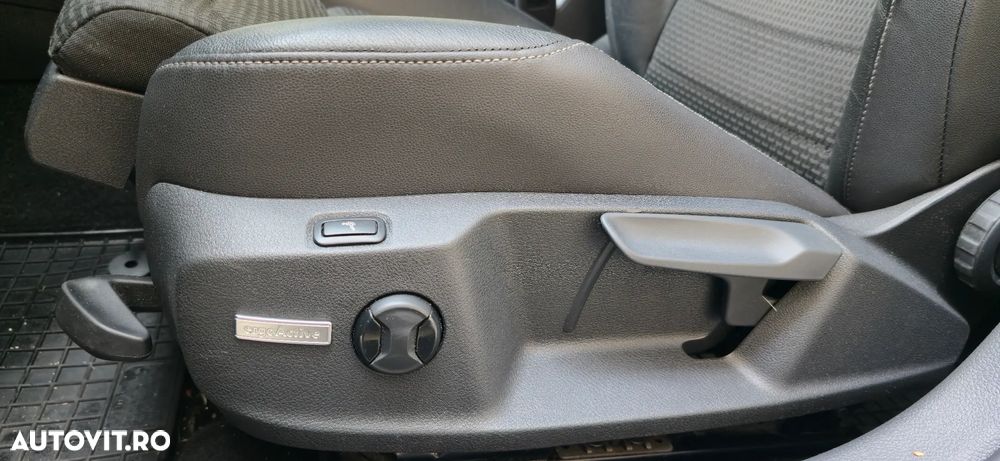 Volkswagen Golf 2.0 TDI DPF BMT Comfortline - 3