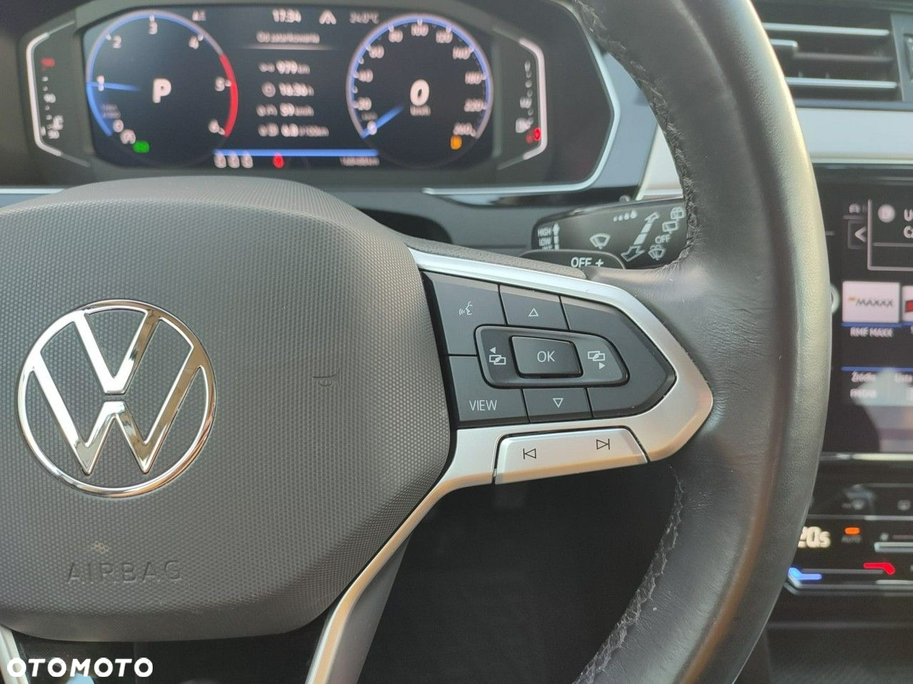 Volkswagen Passat - 8