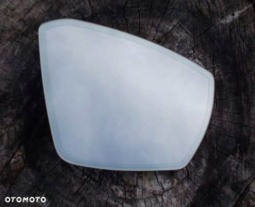 SKODA OCTAVIA III 13- VW T-ROC 17- PRAWY FOTO. - 1