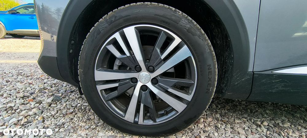 Peugeot 3008 1.5 BlueHDi Allure Pack S&S EAT8 - 17