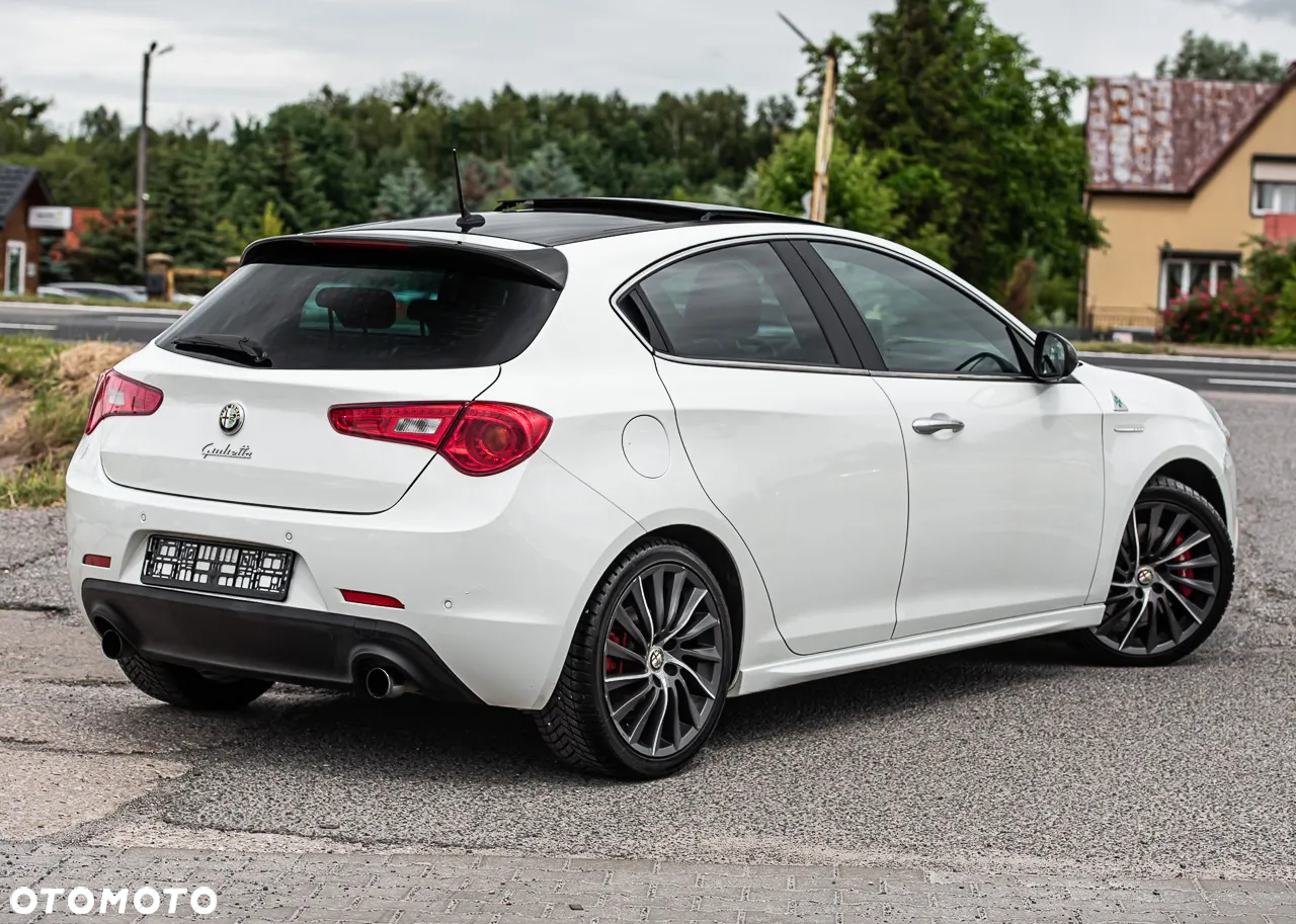 Alfa Romeo Giulietta 1750 TBi Quadrifoglio Verde - 13