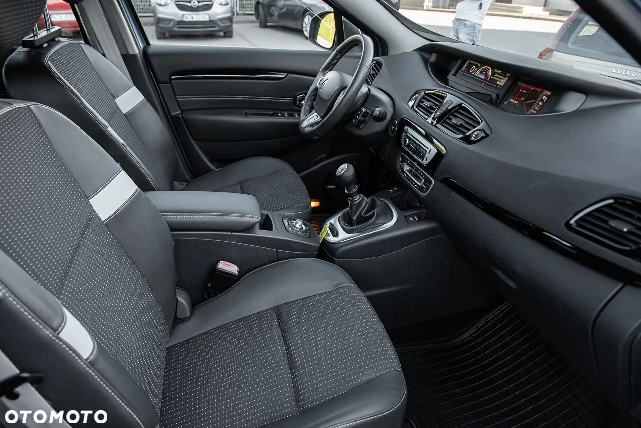 Renault Grand Scenic Gr 1.6 dCi Bose - 28