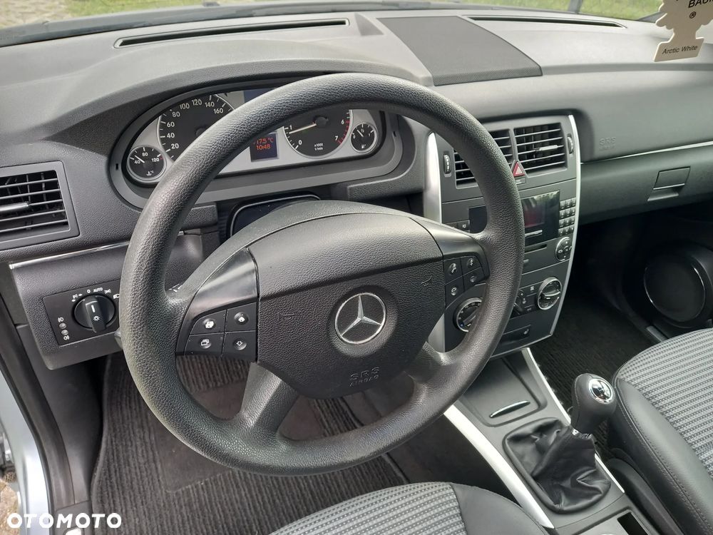 Mercedes-Benz Klasa B 170 - 13