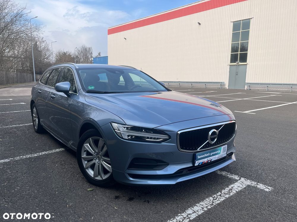 Volvo V90 D4 SCR Momentum Pro - 1