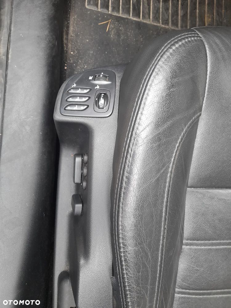 Renault Latitude - 12