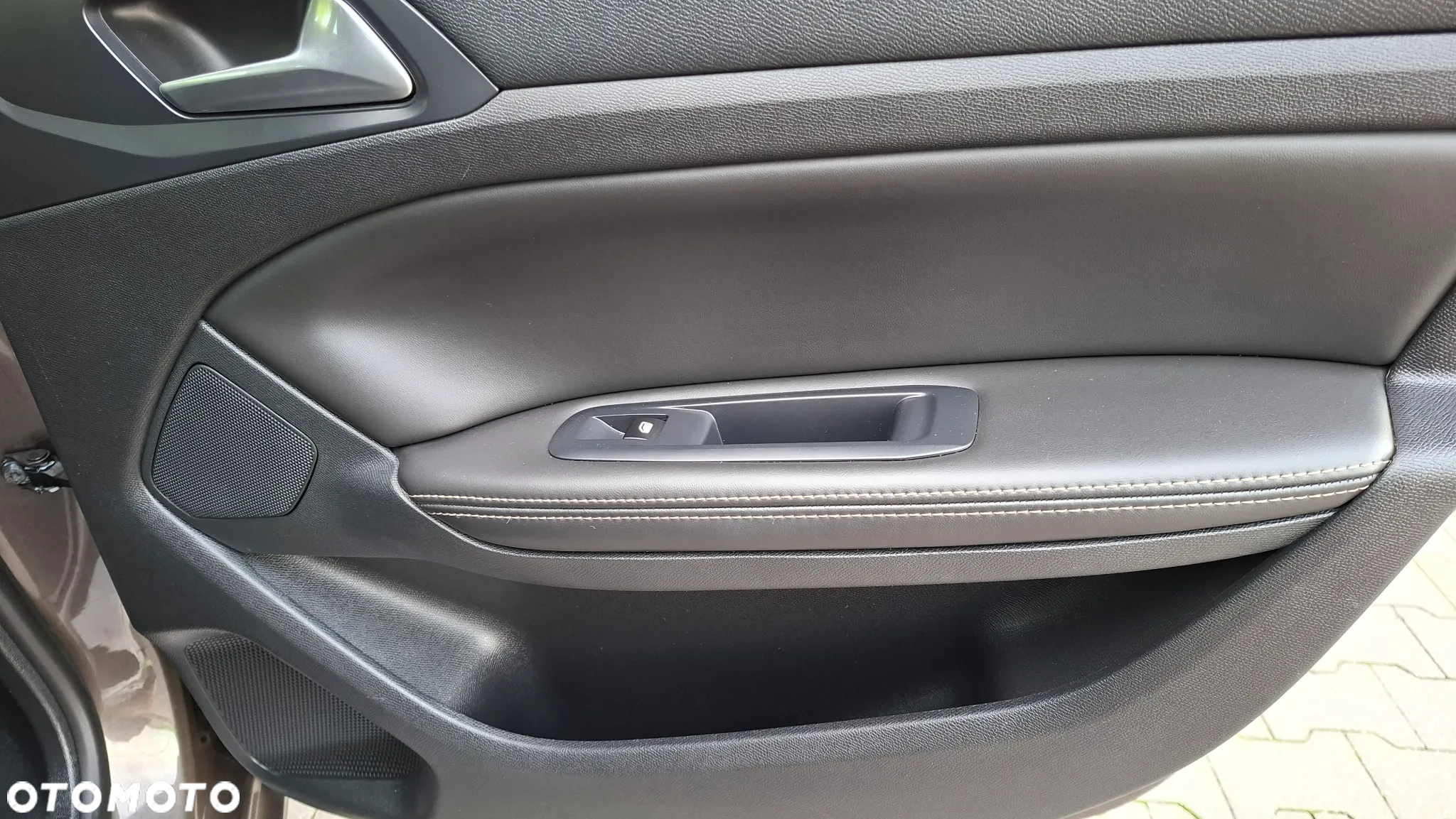 Peugeot 308 BlueHDi FAP 150 Stop & Start Allure - 21