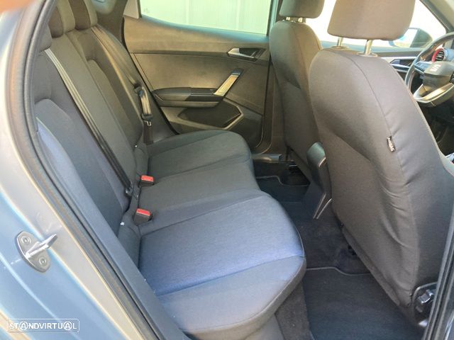 SEAT Arona 1.0 TSI FR - 37