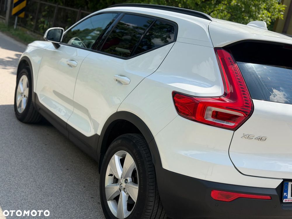 Volvo XC 40 T3 Momentum - 38