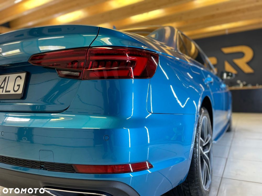 Audi A4 Limousine - 17