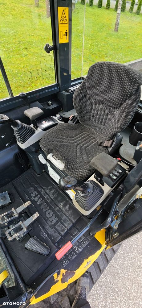 Komatsu PC 35 MR-3 - 28