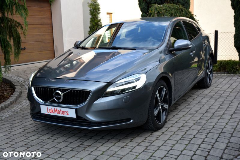 Volvo V40 T2 - 23