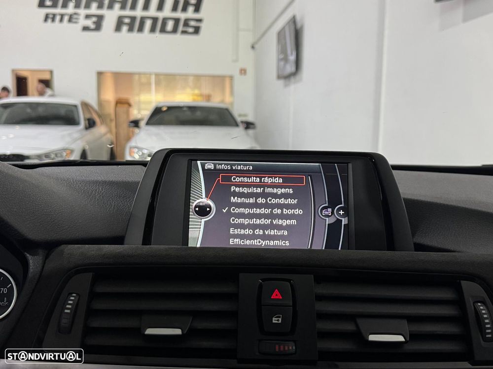 BMW 328 i Auto Pack M - 21