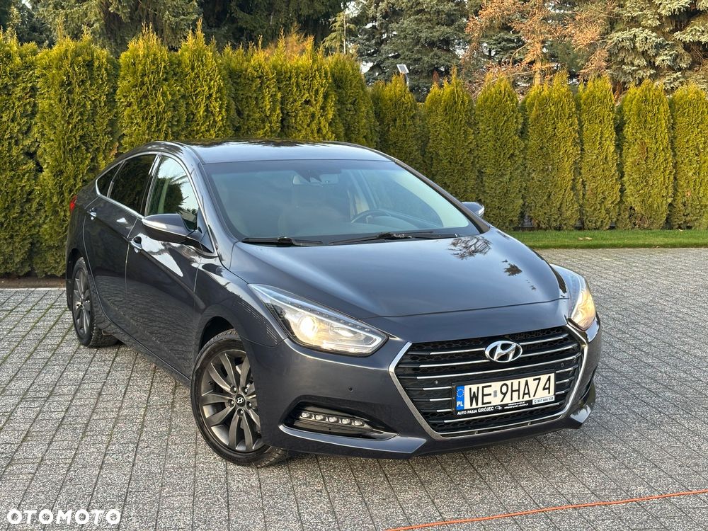 Hyundai i40 1.7 CRDi Business DCT - 1