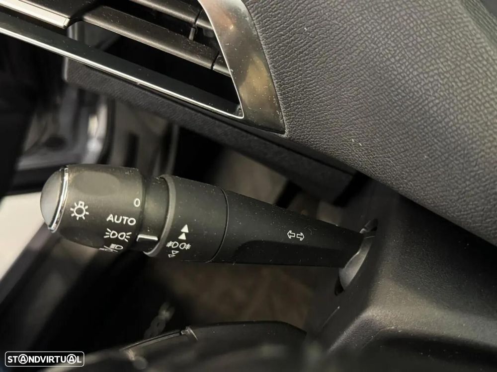 Peugeot 3008 — fotografia 20