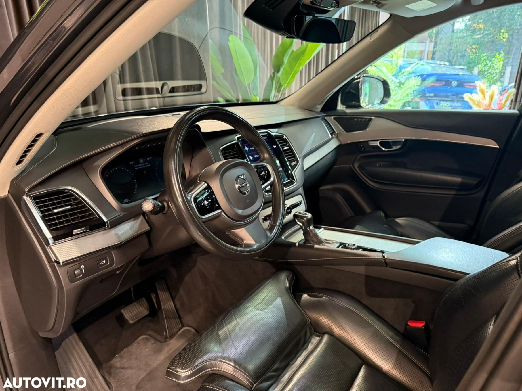 Volvo XC 90 - 10