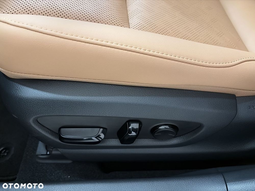 Lexus UX 300h Prestige - 21