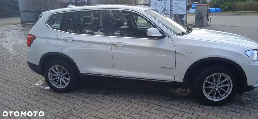 BMW X3 xDrive20d - 8