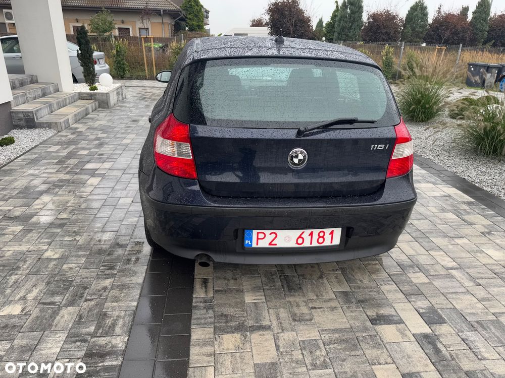 BMW Seria 1 116i - 4