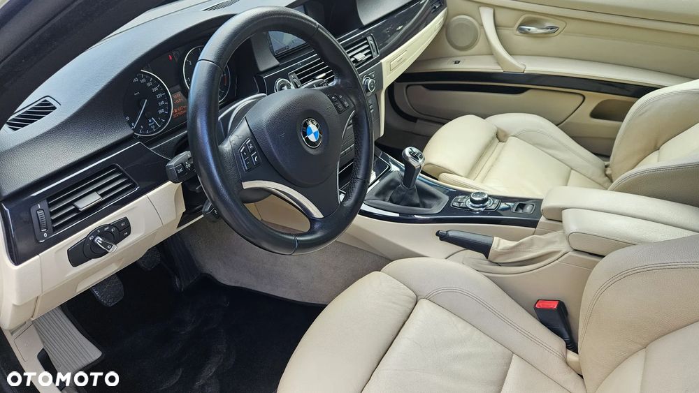 BMW Seria 3 320d DPF - 20