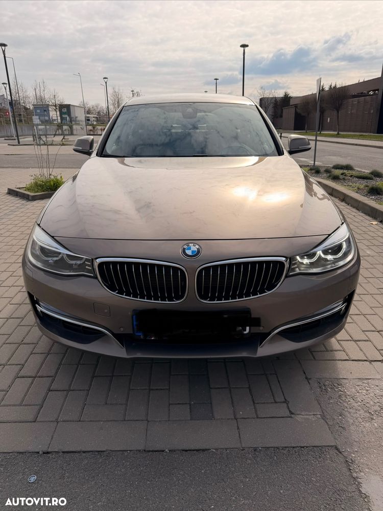 BMW Seria 3 320d Aut. Luxury Line - 14