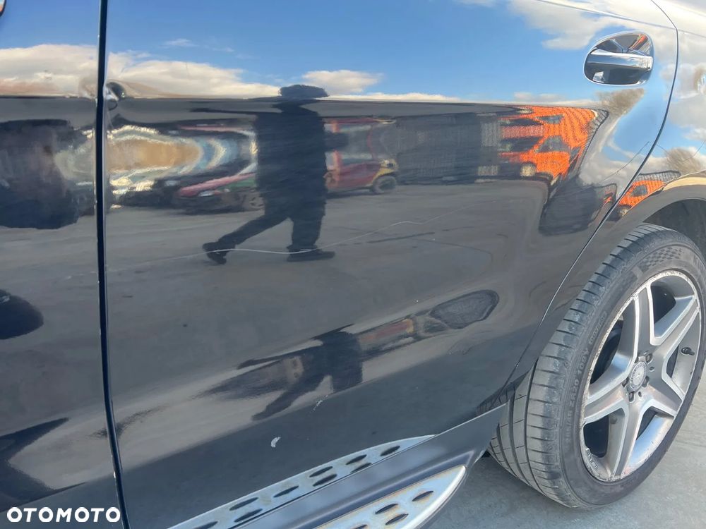 Mercedes-Benz GLE 350 d 4-Matic - 29