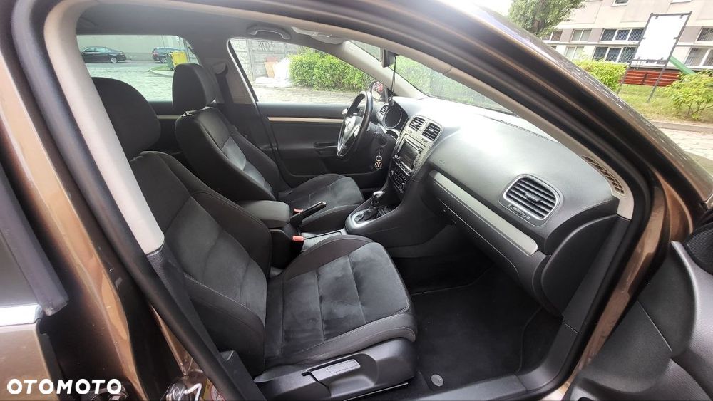 Volkswagen Golf 1.4 TSI Highline DSG - 8