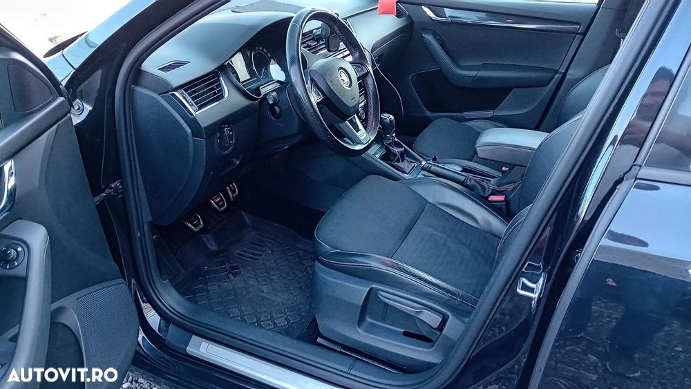Skoda Octavia 2.0 TDI RS - 7