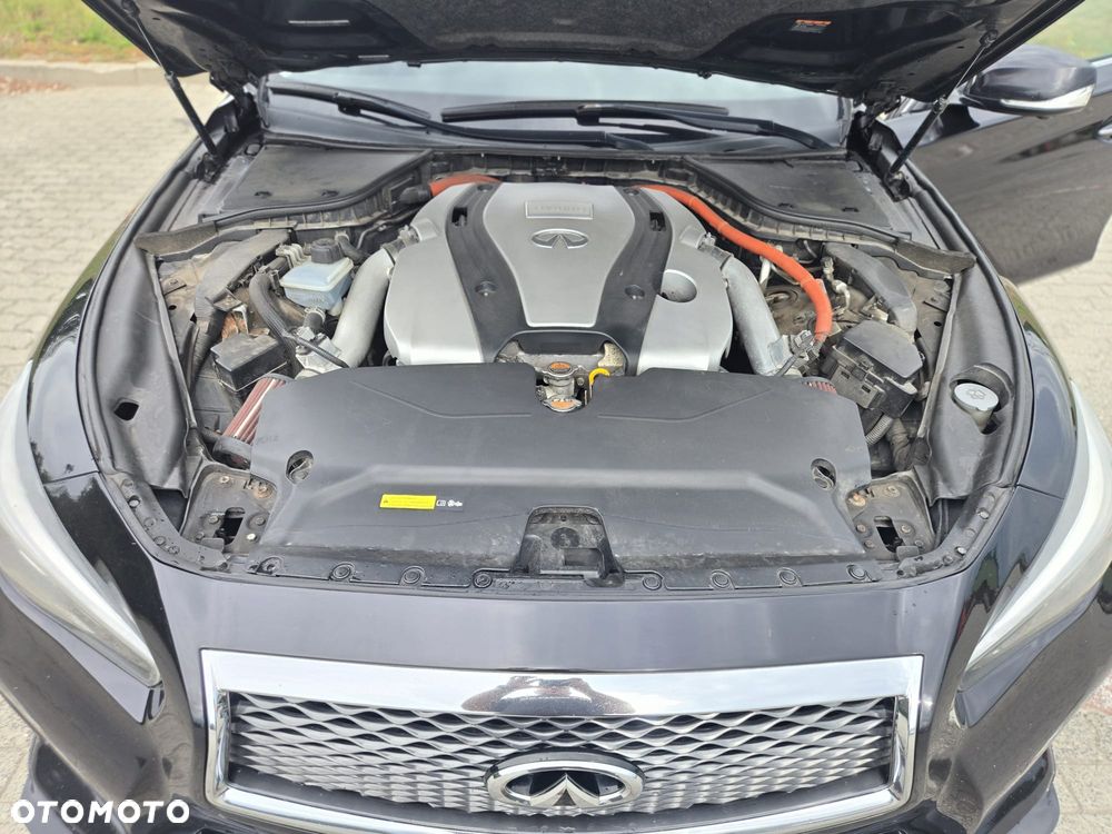 Infiniti Q50 - 10