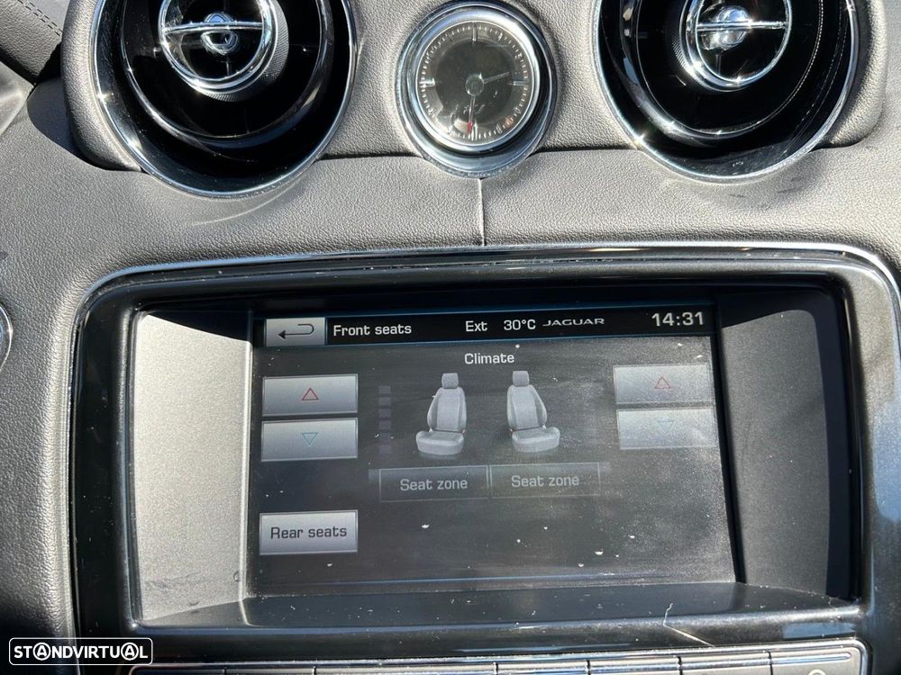 Jaguar XJ 3.0 D V6 Luxury - 19