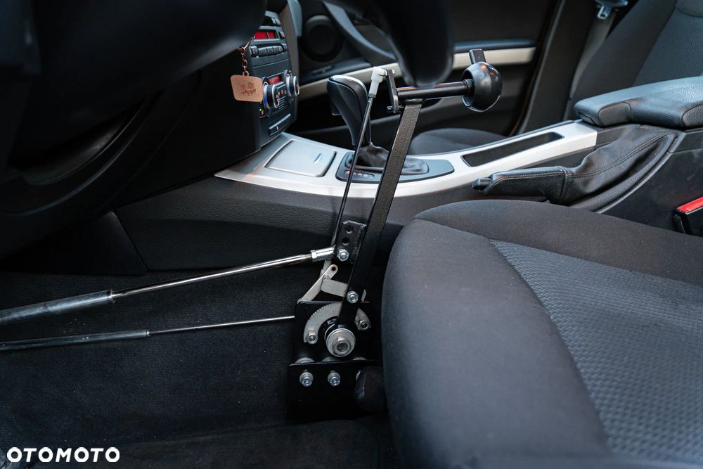BMW Seria 3 320d DPF - 18