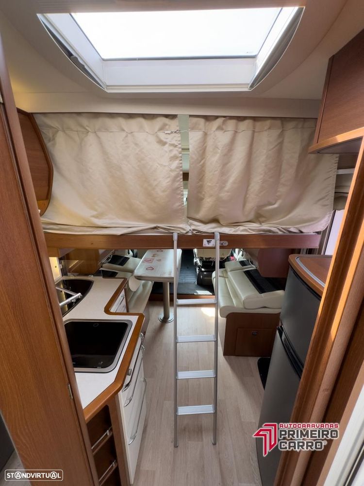 Rapido Serie 6F 696 FF Premium c.central e basculante - 47