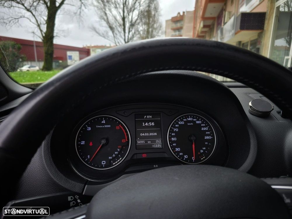 Audi A3 Cabrio 1.6 TDi Attraction - 18
