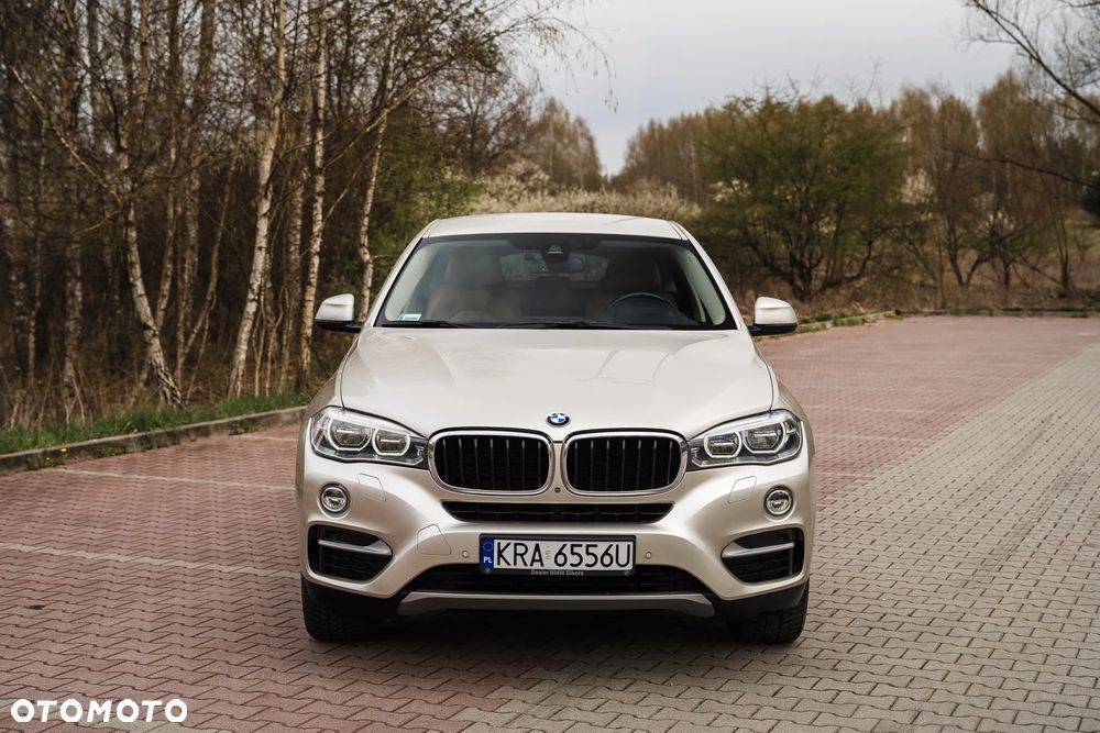 BMW X6 xDrive30d - 11
