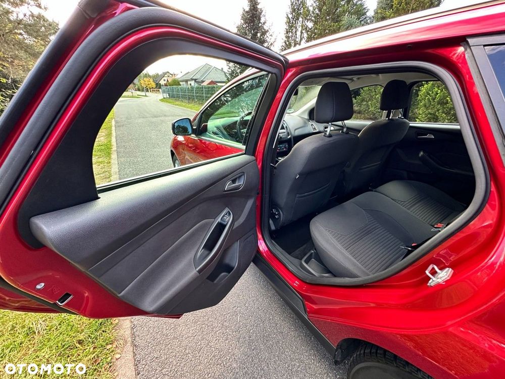 Ford Focus SW 1.0 EcoBoost Titanium - 19