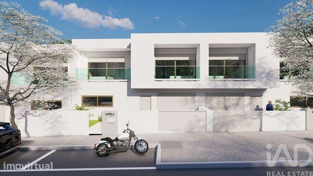 Casa T4 em Luz de 189,00 m2 - Grande imagem: 3/26