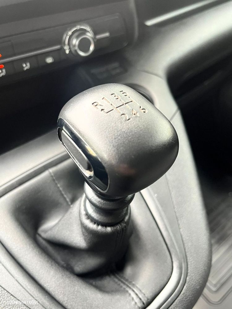 Toyota Proace City 1.5D L2h2 Longa Nacional - 28