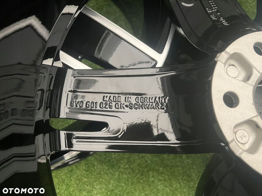 KOMPLET FELG FELGI ALU AUDI SPORT S LINE 8V0 8V 8Y A3 S3 19 5X112 ET49 - 11
