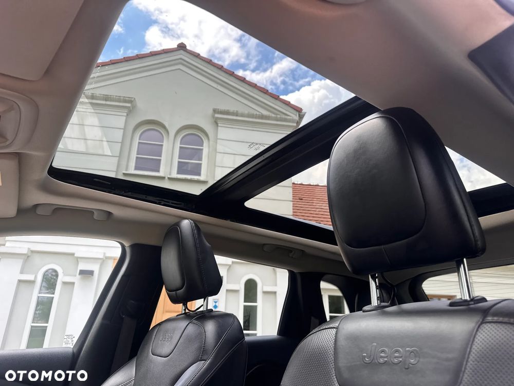 Jeep Cherokee 2.0 Multijet Sport - 24