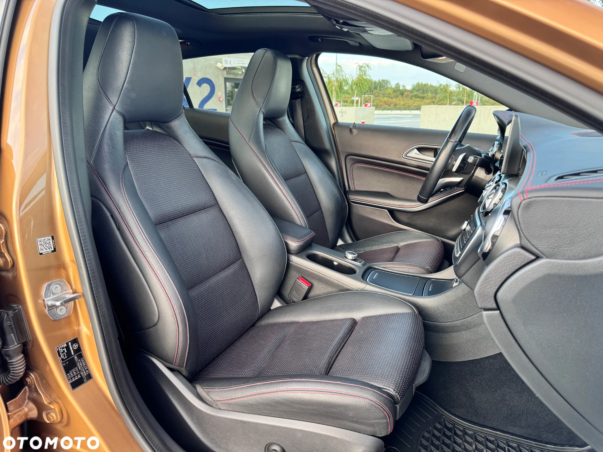 Mercedes-Benz GLA 220 4-Matic AMG Line - 26