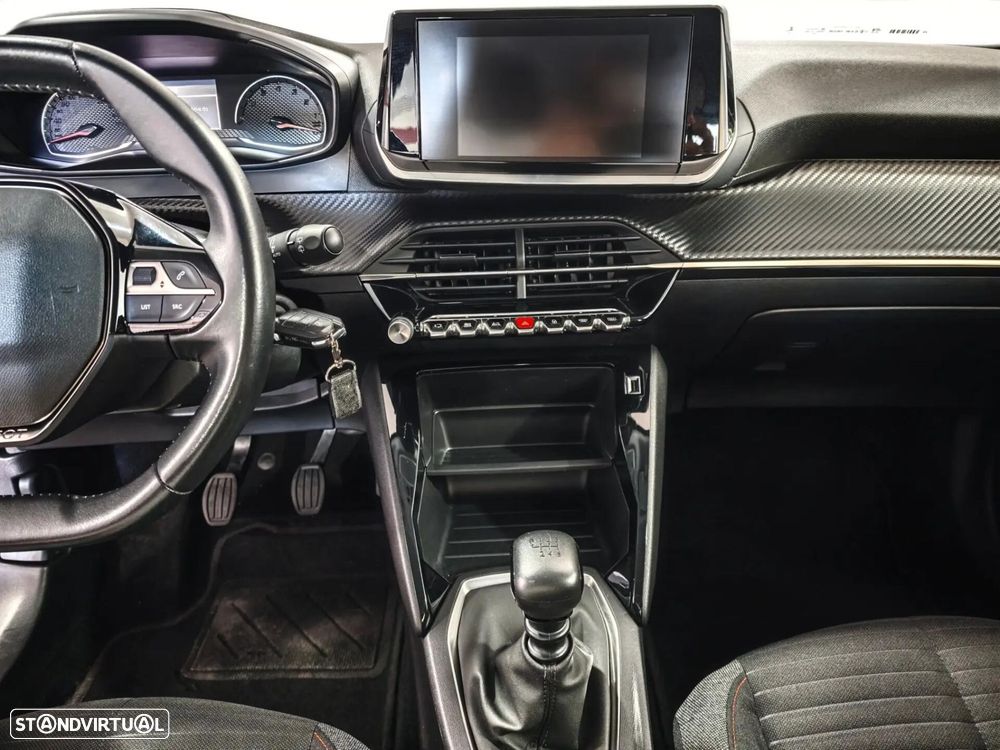 Peugeot 2008 1.2 PureTech Active - 14