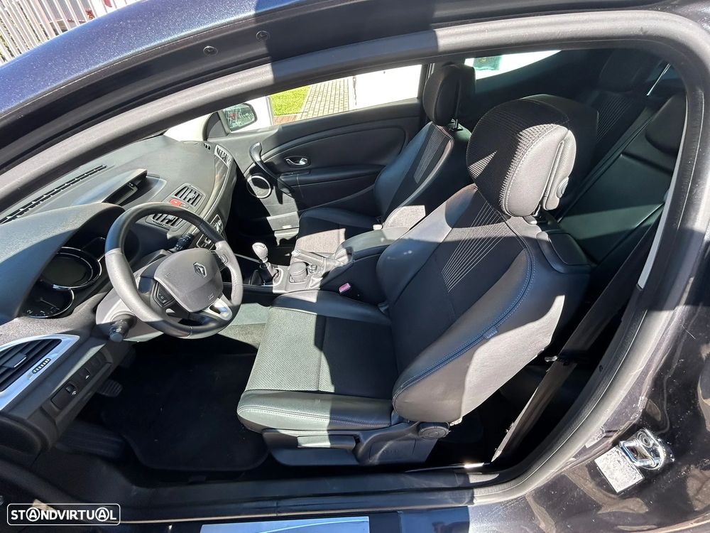 Renault Mégane Coupe 2.0 dCi Dyn. S - 7