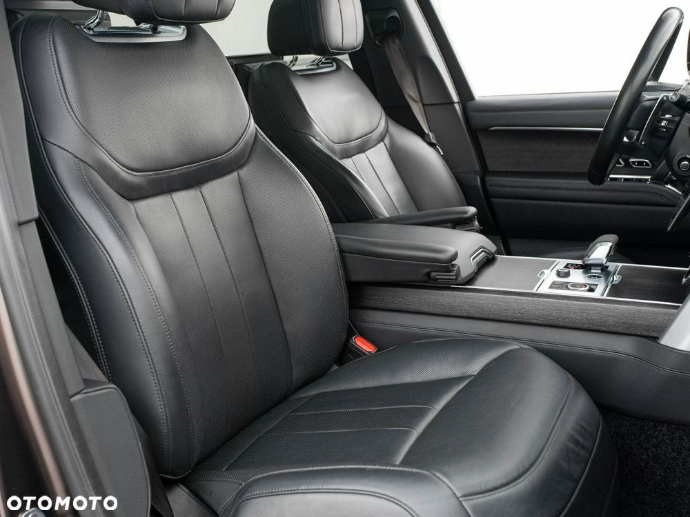Land Rover Range Rover P530 Autobiography - 32